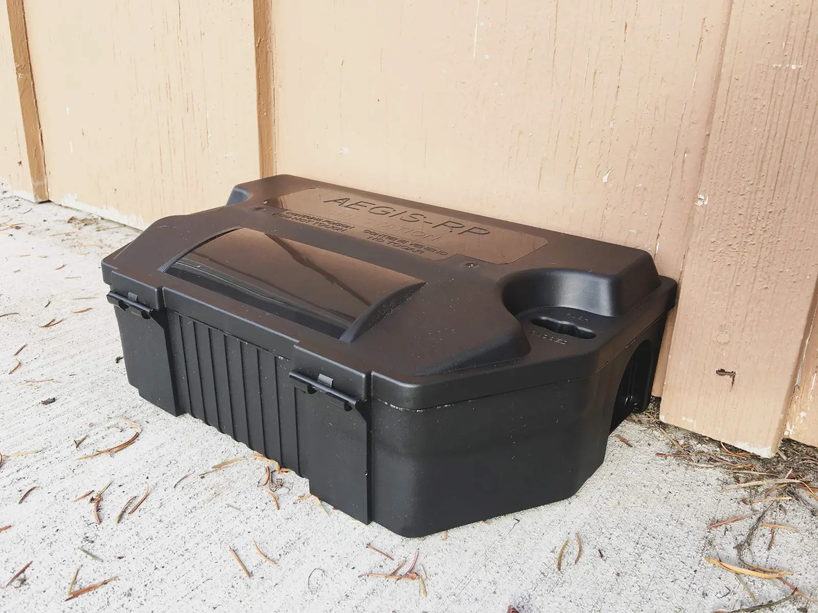 Aegis rodent protection station trap